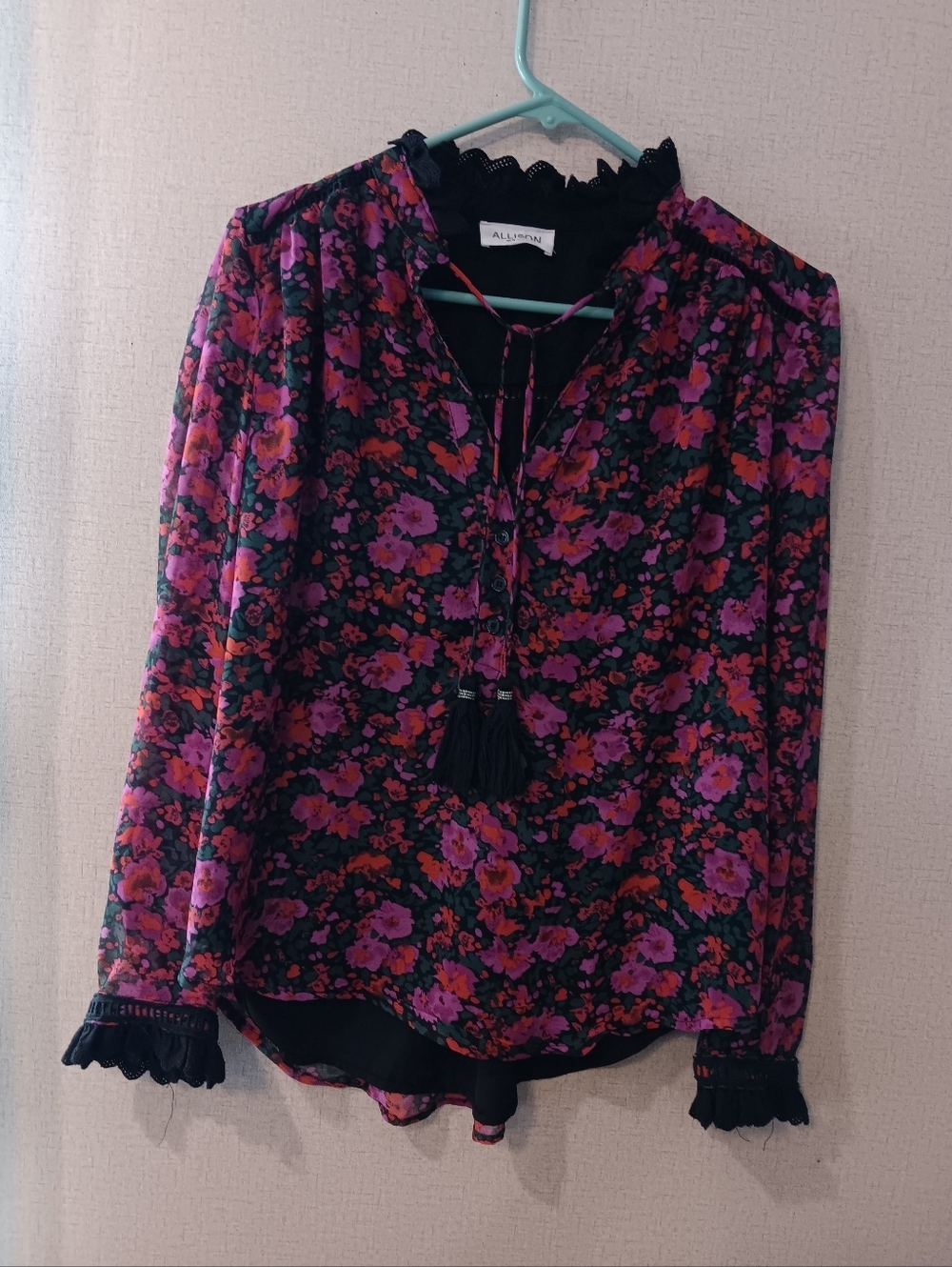 ALLISON  New York Floral Tie-Neck Blouse with Tassels Sz M